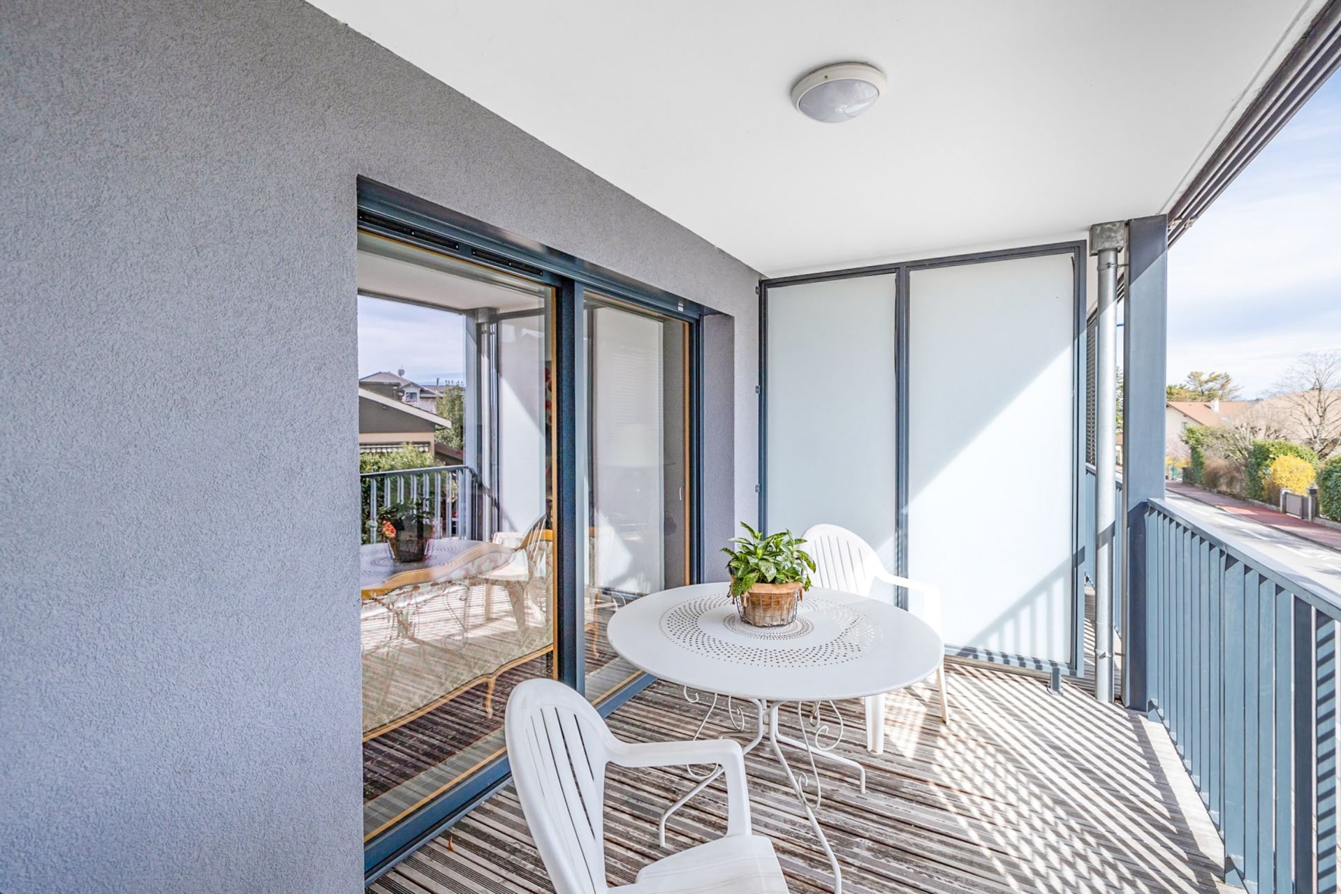 apartment 3 Rooms for sale on DIVONNE LES BAINS (01220)